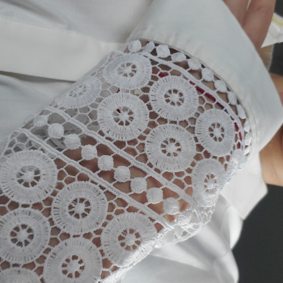 Laundry White Button Down with lace detailing on sleeve. Worn 1 time. - Picture 4 of 7